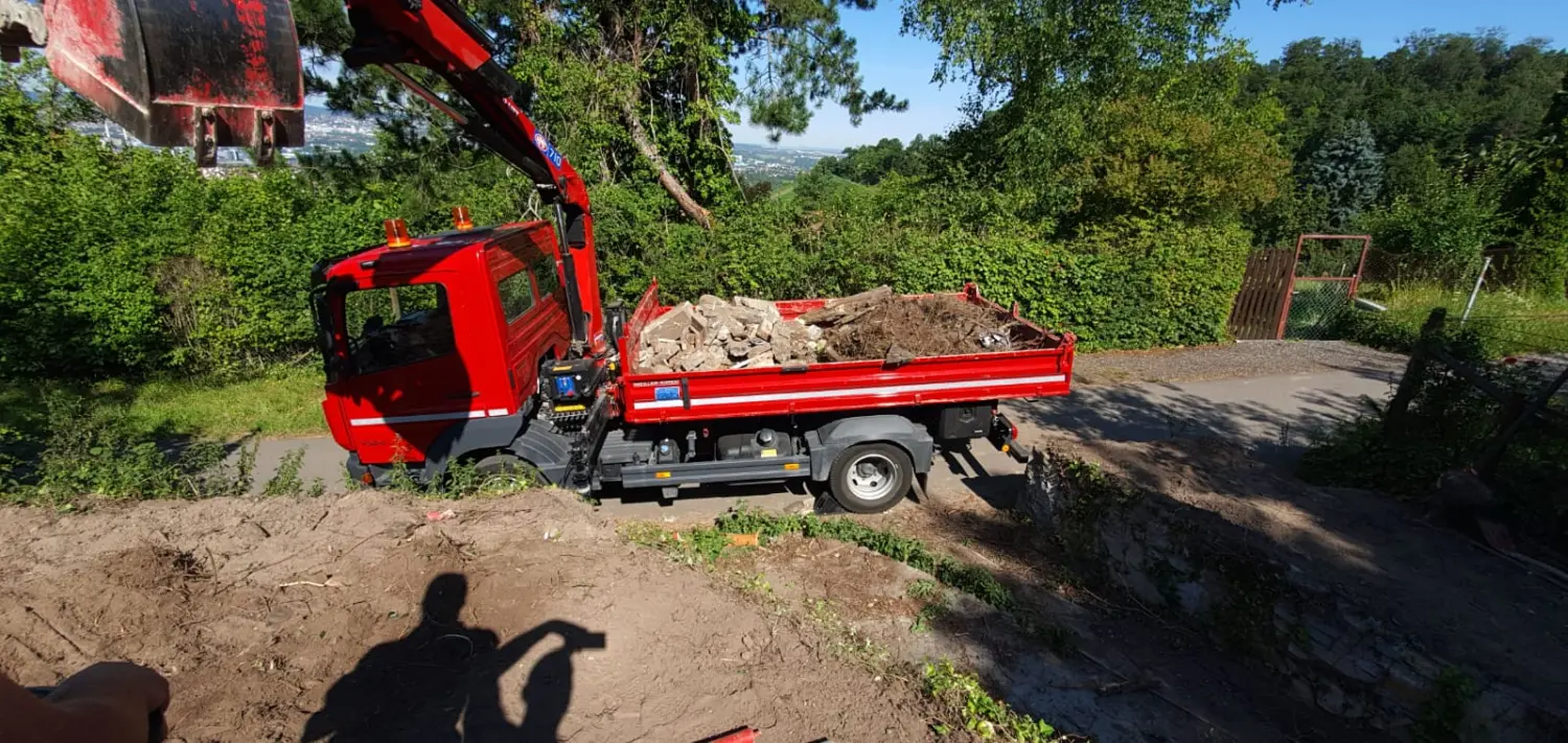 OKY A.T.L. – Bagger- und Transport-LKW
